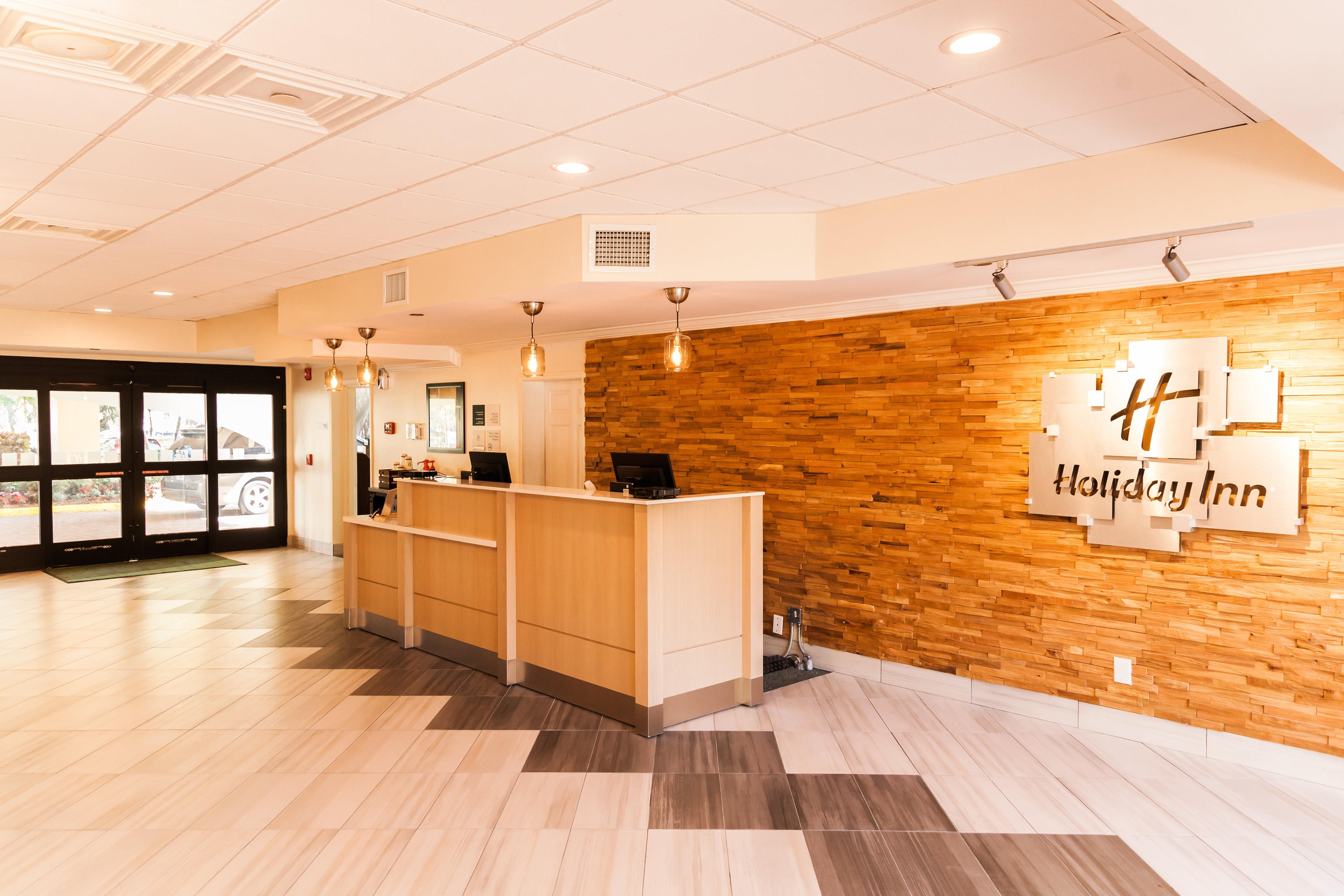 Holiday Inn&Suites Boca Raton - North Exterior foto